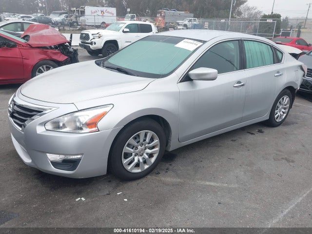 Nissan Altima 2.5 S 2014 1N4AL3AP9EN358187 Image 2