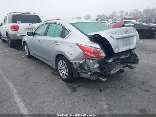Nissan Altima 2.5 S 2014 1N4AL3AP9EN358187 Image 3