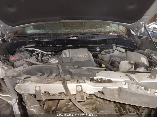 3GCUYEET8LG311055 Chevrolet Silverado 1500 4wd  Short Bed Rst