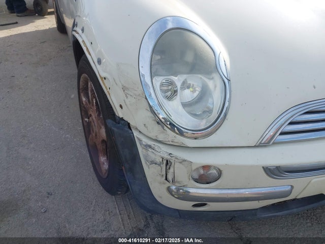 2004 MINI COOPER WMWRC33414TC51080 Photo 5