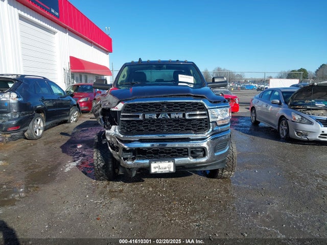 3C6UR5CJ7LG303941 RAM 2500 Tradesman  4x4 6'4 Box