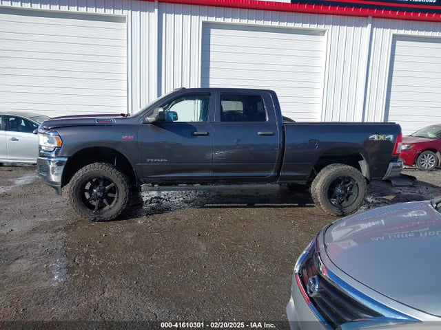3C6UR5CJ7LG303941 RAM 2500 Tradesman  4x4 6'4 Box