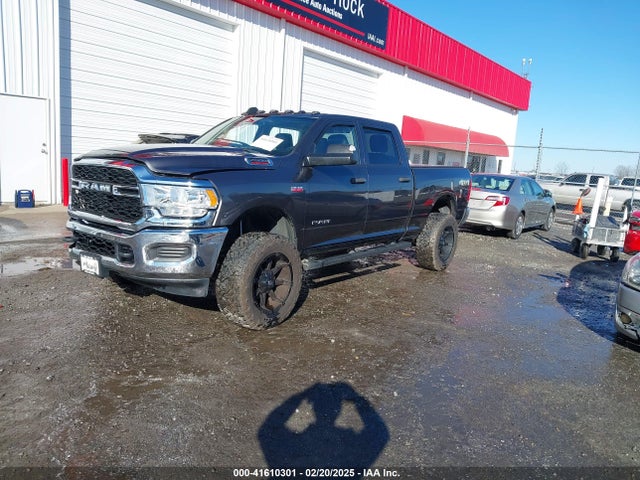 3C6UR5CJ7LG303941 RAM 2500 Tradesman  4x4 6'4 Box