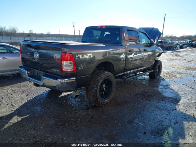 3C6UR5CJ7LG303941 RAM 2500 Tradesman  4x4 6'4 Box
