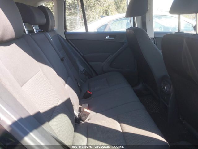 WVGBV7AX3HK053429 Volkswagen Tiguan 2.0t/2.0t S