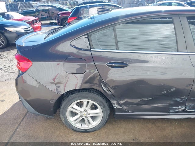 1G1BE5SM6H7206703 Chevrolet Cruze Lt Auto