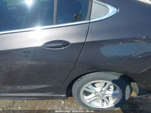 1G1BE5SM6H7206703 Chevrolet Cruze Lt Auto
