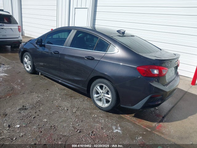 1G1BE5SM6H7206703 Chevrolet Cruze Lt Auto