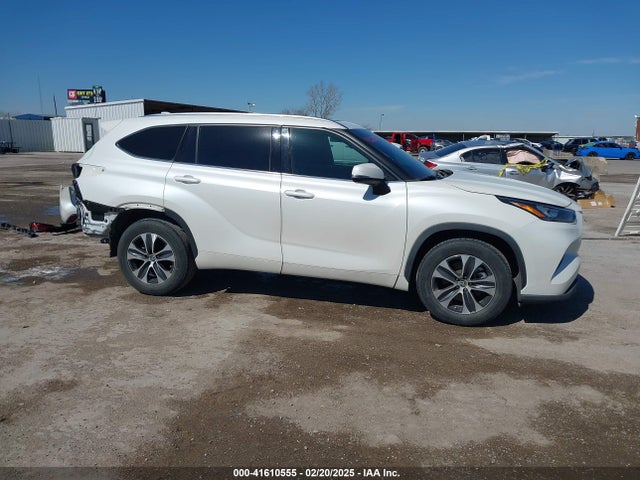 5TDGZRAH2LS016697 Toyota Highlander Xle