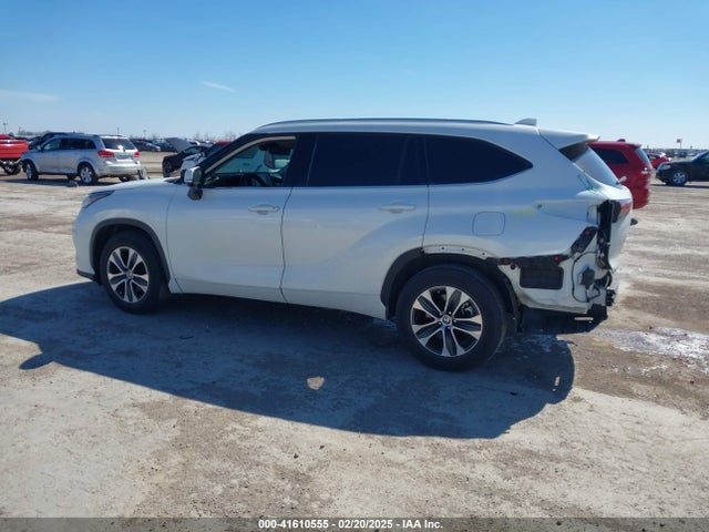 5TDGZRAH2LS016697 Toyota Highlander Xle