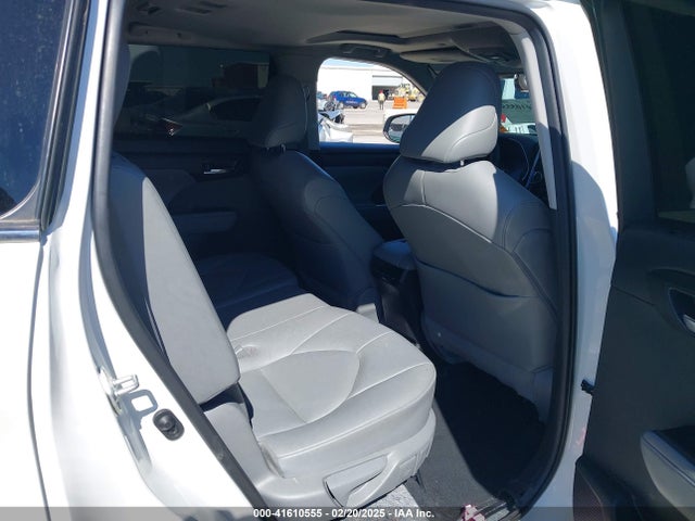 5TDGZRAH2LS016697 Toyota Highlander Xle