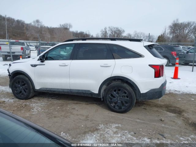 5XYRLDLC3NG124762 KIA Sorento X-line S