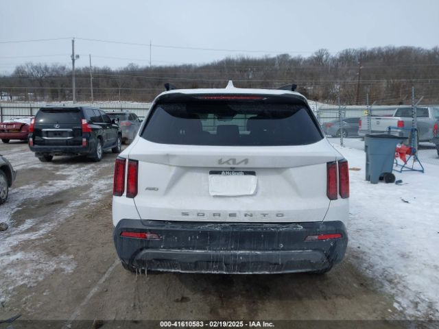 5XYRLDLC3NG124762 KIA Sorento X-line S