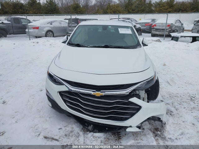 1G1ZD5ST8NF147440 Chevrolet Malibu Fwd Lt