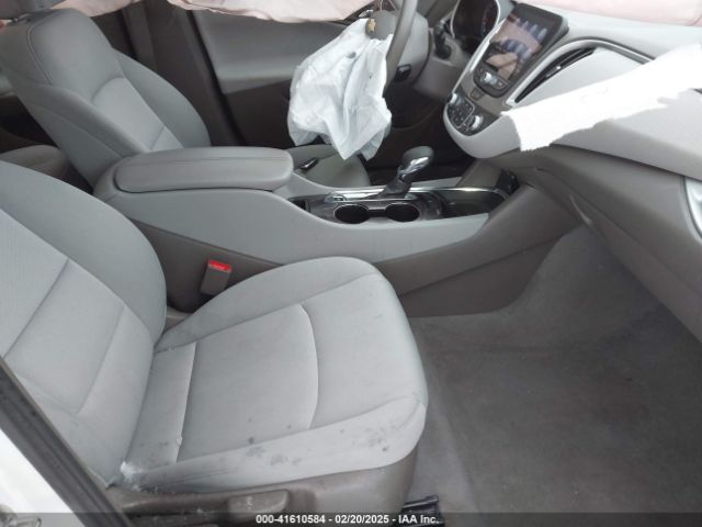 2022 CHEVROLET MALIBU 1G1ZD5ST8NF147440 Photo 4