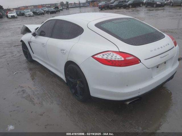 2013 PORSCHE PANAMERA WP0AA2A70DL013070 Photo 2