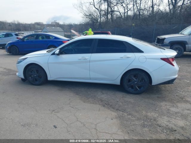 5NPLM4AG4MH004808 Hyundai ELANTRA SEL
