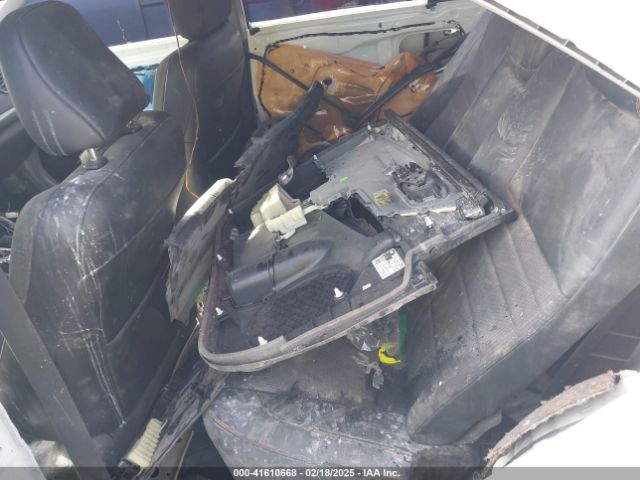 4T1BF1FK1HU756118 Toyota CAMRY SE