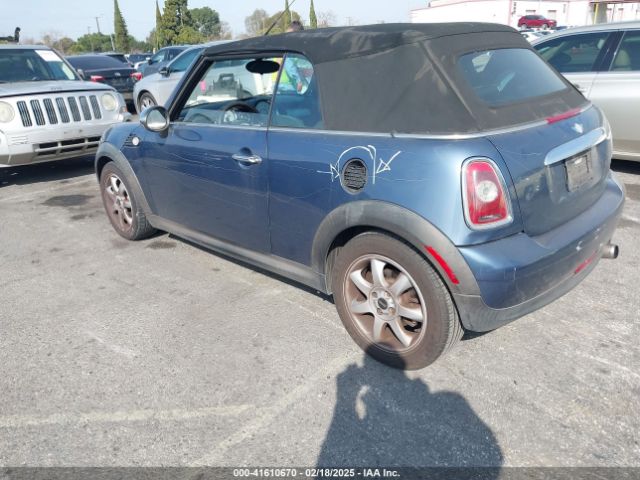 2010 MINI COOPER WMWMR3C53ATU97865 Photo 2