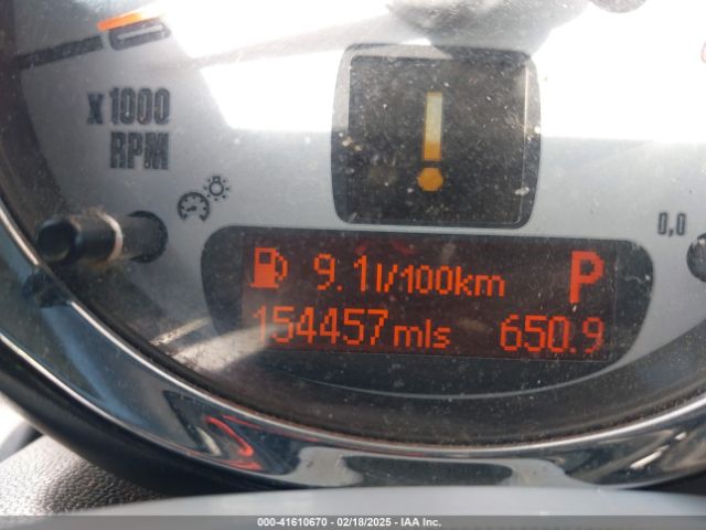 2010 MINI COOPER WMWMR3C53ATU97865 Photo 6