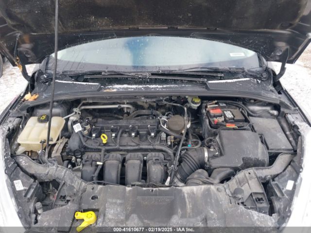 1FADP3K24FL384245 Ford FOCUS SE