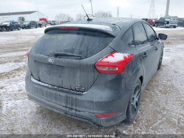 1FADP3K24FL384245 Ford FOCUS SE