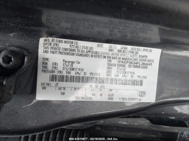 1FADP3K24FL384245 Ford FOCUS SE