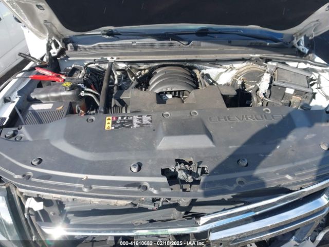 1GNSKJKC9HR117378 Chevrolet Suburban Premier