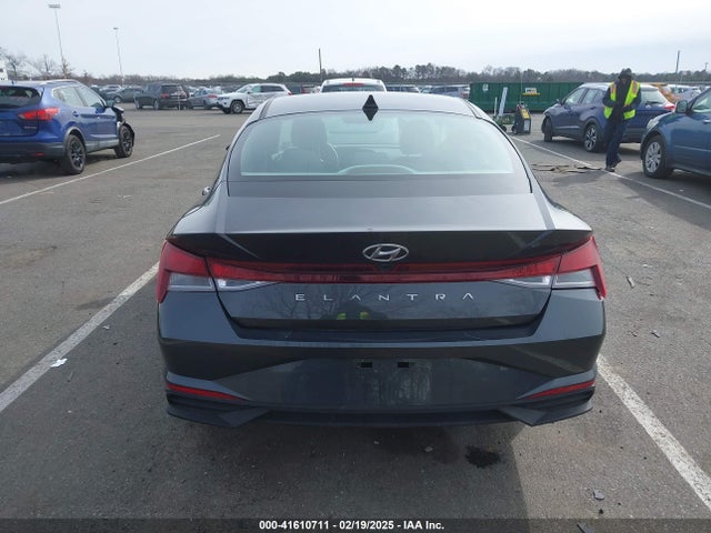 5NPLM4AG1MH035482 Hyundai ELANTRA SEL