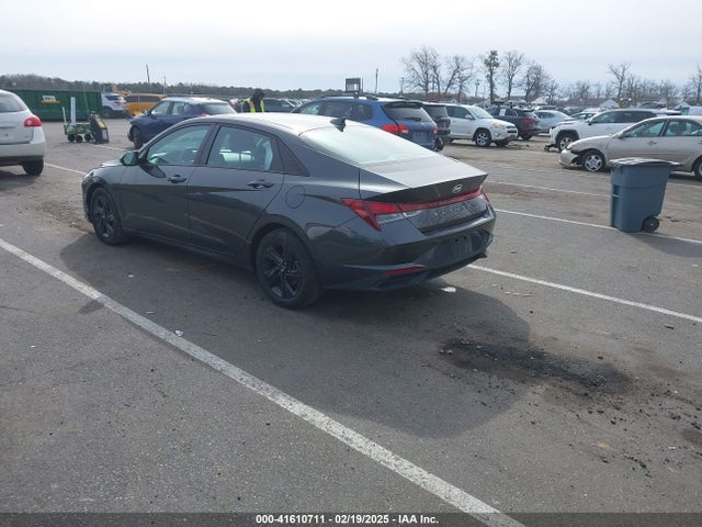 5NPLM4AG1MH035482 Hyundai ELANTRA SEL