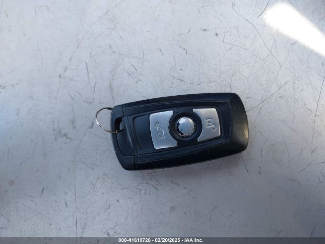WBA3C1C53FK117731 BMW 328I