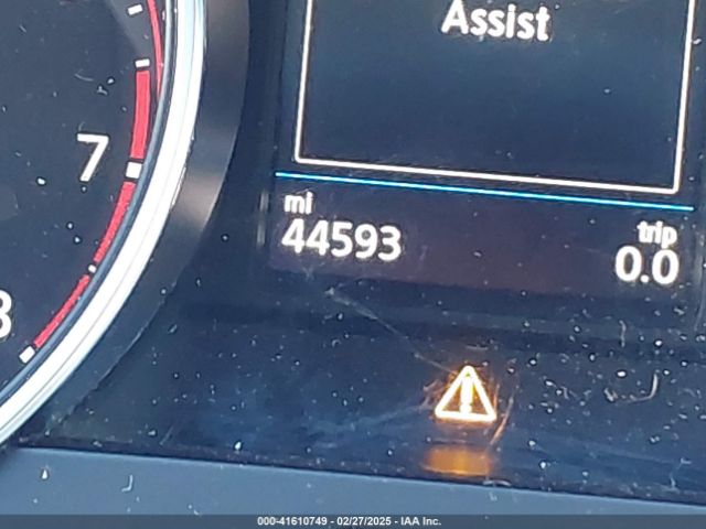 3VV0B7AX9JM209722 Volkswagen Tiguan 2.0t S
