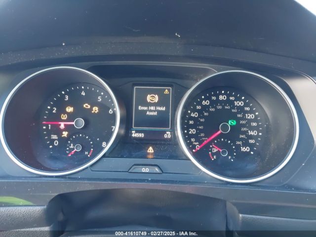 3VV0B7AX9JM209722 Volkswagen Tiguan 2.0t S