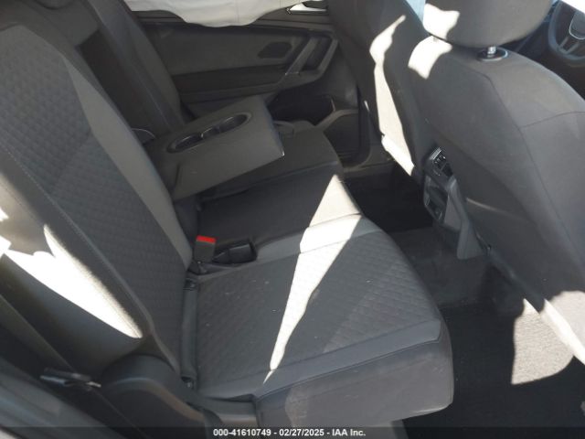 3VV0B7AX9JM209722 Volkswagen Tiguan 2.0t S