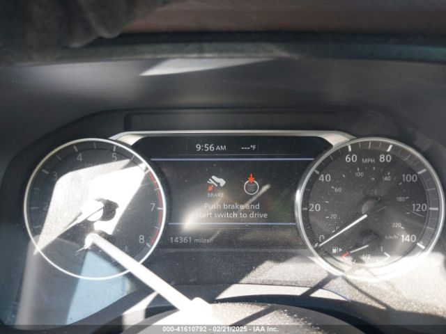 JN8BT3BA0PW437998 Nissan Rogue Sv Fwd