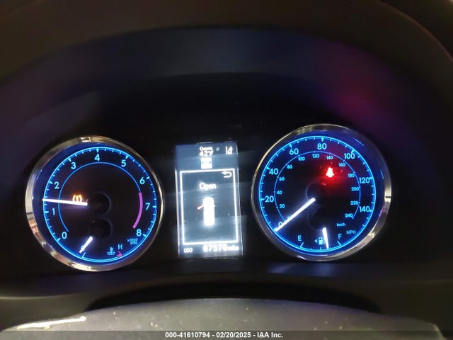 5YFBURHE7KP947689 Toyota COROLLA SE
