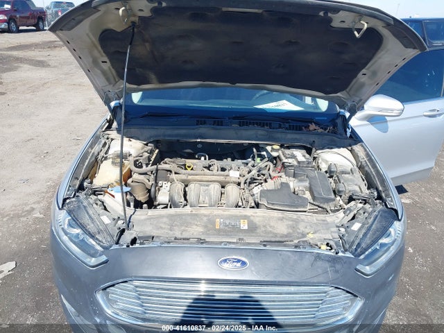 3FA6P0H77GR159881 Ford FUSION SE