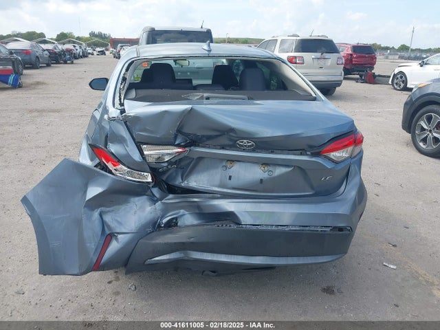 5YFEPRAEXLP083267 Toyota COROLLA LE