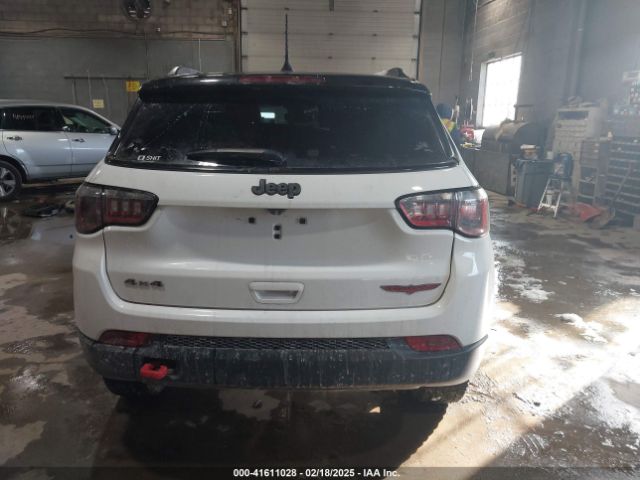 3C4NJDDB8NT199704 Jeep Compass Trailhawk 4x4