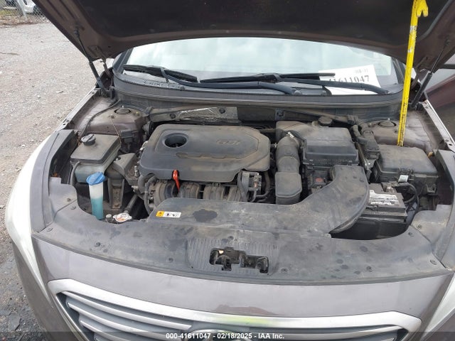 Hyundai SONATA SE 2015 5NPE24AF0FH243216 Image 10