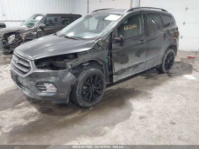 1FMCU9GD2KUA47133 Ford ESCAPE SE