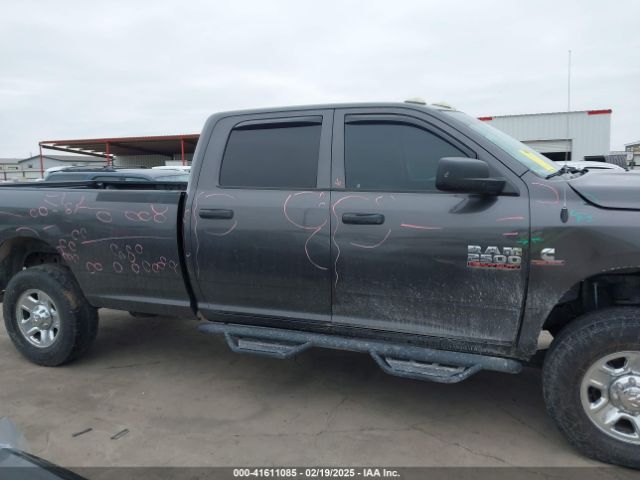 3C6UR5HL5JG166828 RAM 2500 Tradesman  4x4 8' Box