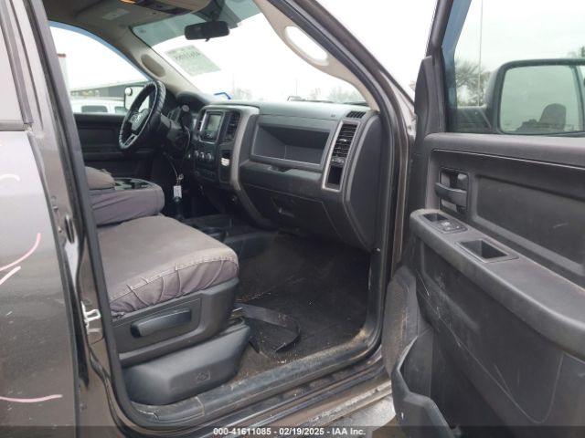 3C6UR5HL5JG166828 RAM 2500 Tradesman  4x4 8' Box