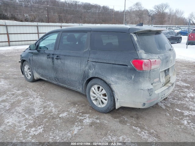 KNDMB5C1XF6030674 KIA SEDONA LX