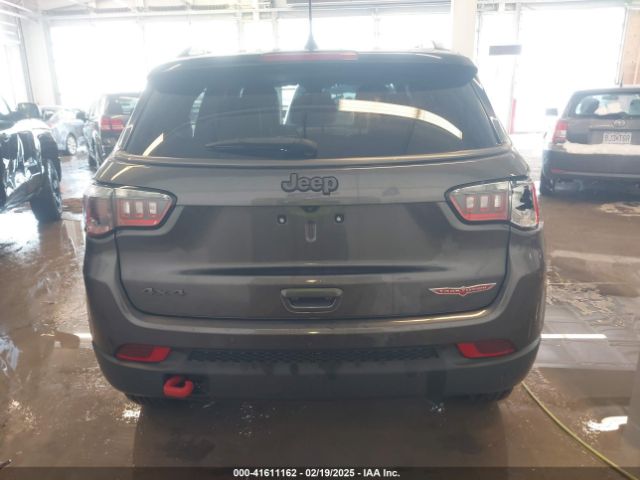 3C4NJDDB7MT564422 Jeep Compass Trailhawk 4x4
