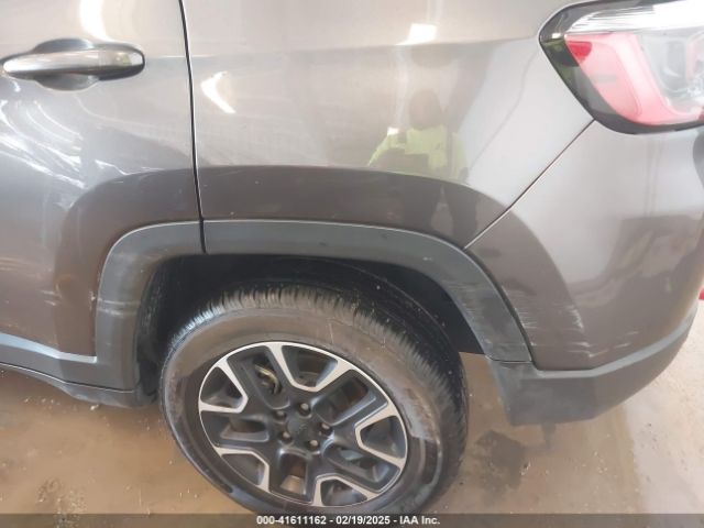 3C4NJDDB7MT564422 Jeep Compass Trailhawk 4x4