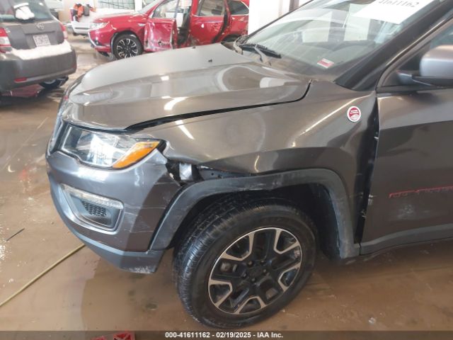3C4NJDDB7MT564422 Jeep Compass Trailhawk 4x4