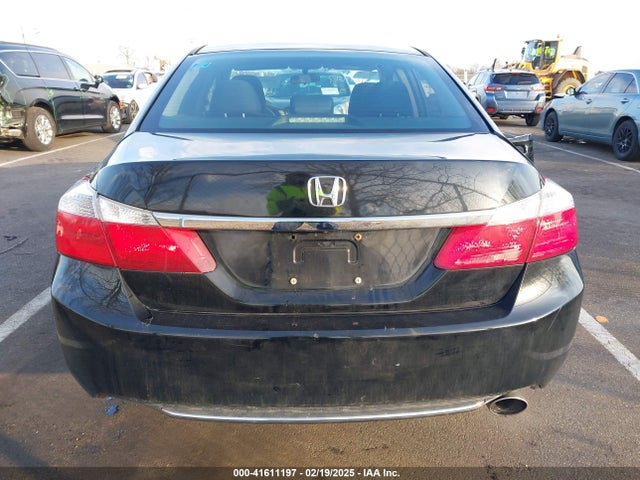 1HGCR2F31FA256152 Honda ACCORD LX