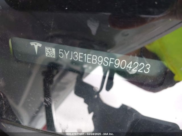 2025 TESLA MODEL 3 5YJ3E1EB9SF904223 Photo 8