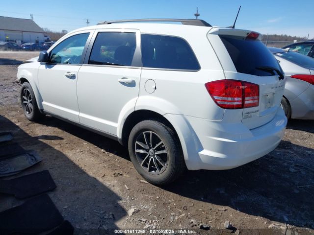 3C4PDCAB7JT521046 Dodge JOURNEY SE